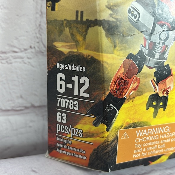 Lego Bionicle 70783 Protector of Fire - Picture 4 of 5
